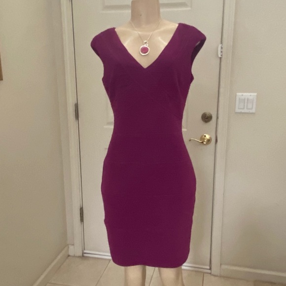 “AMERICAN GIRL” 💜 Super Sexy & Chic Purple Dress - Picture 7 of 16